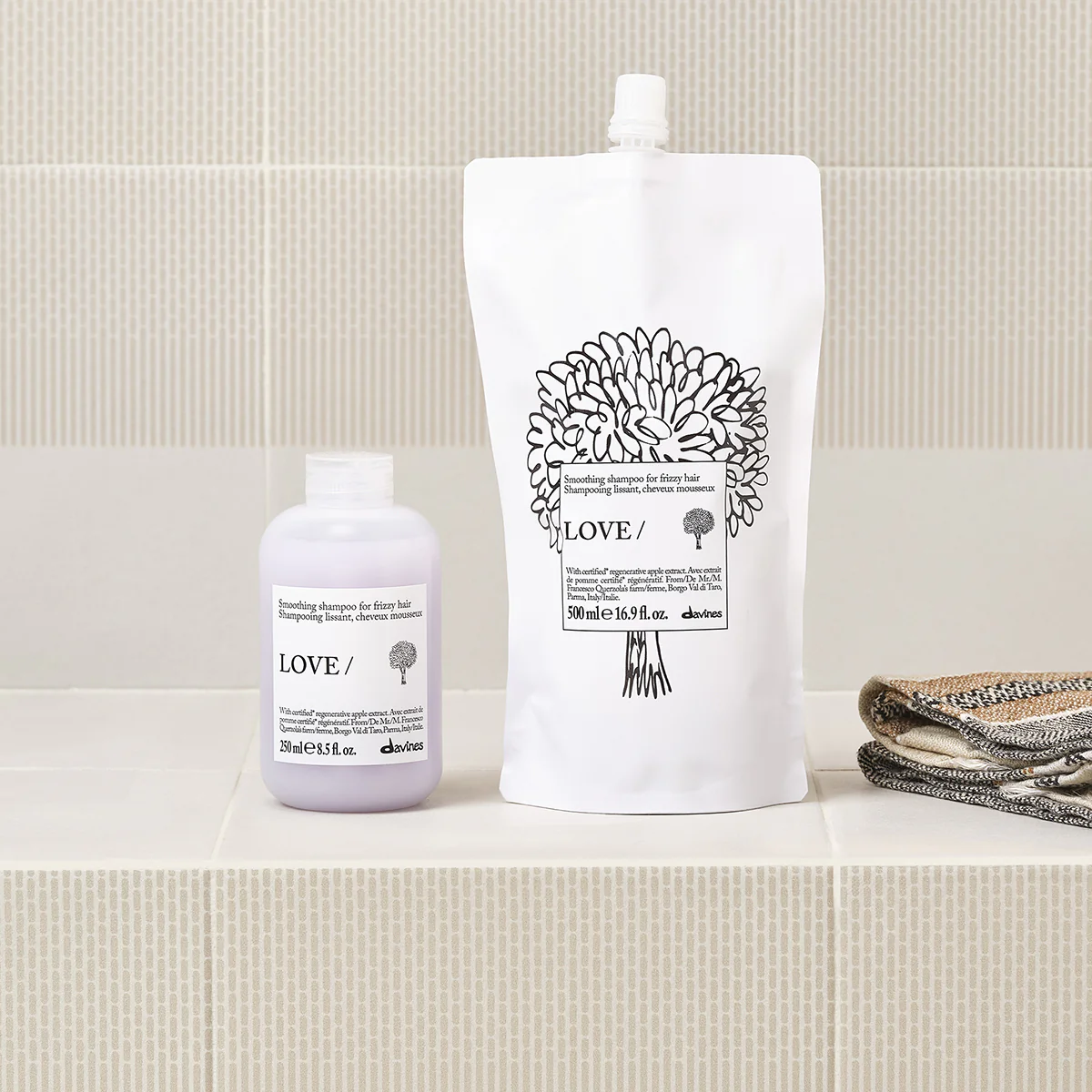 LOVE Smoothing Shampoo - Image 4
